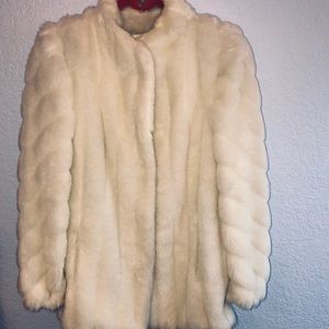True vintage fully lined Hollywood glam faux fur ivory white coat gorgeous GUC!